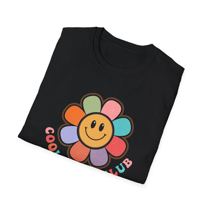Cool Moms Club T-Shirt — Retro Floral Smiley Tee for Trendy Moms